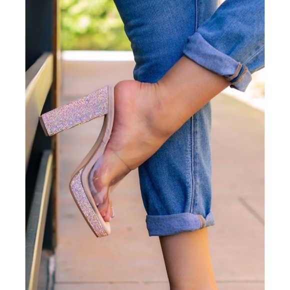 𝙉𝙀𝙒 𝙄𝙉!🖤DIAMONDS HEEL - NUDE - Picture 2 of 2